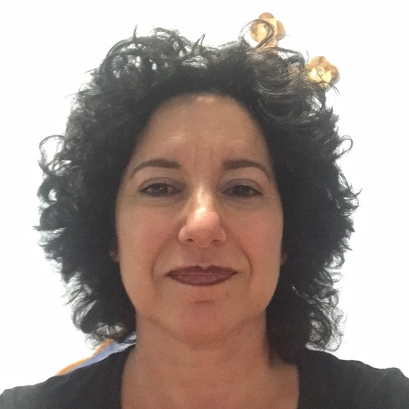 Meet your Posher, Maria - Picture 2 of 8